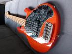 Musicman Stingray5 H 2011, Muziek en Instrumenten, Snaarinstrumenten | Gitaren | Bas, Ophalen, Gebruikt