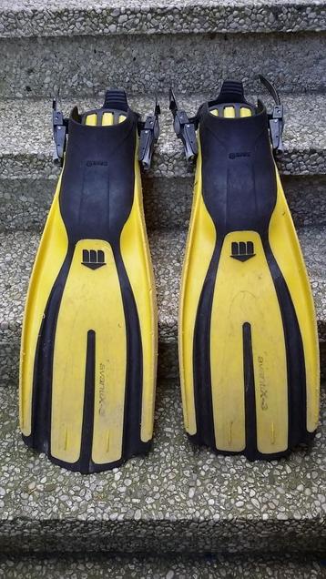 SNORKELZWEMBADEN. beschikbaar voor biedingen