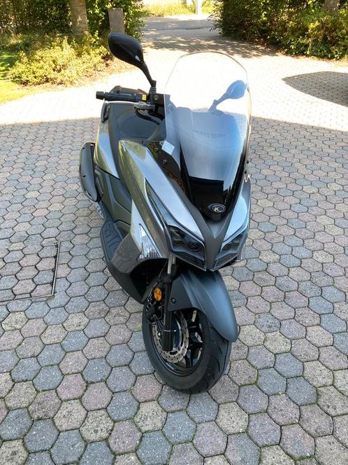 Kymco xtown 300i (825 km), Motoren, Motoren | Overige merken, Particulier, Scooter, 12 t/m 35 kW, 1 cilinder, Ophalen