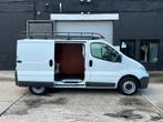 Renault trafic / LICHTEVRACHT / 3zit / met keuring!!, Auto's, Renault, Bedrijf, Achteruitrijcamera, Te koop
