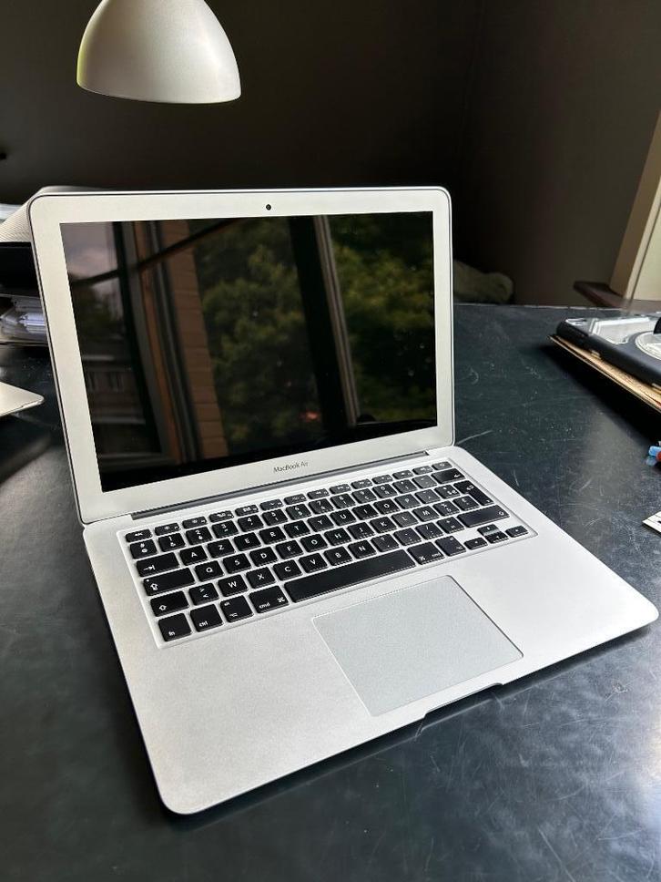 MacBook Air, Computers en Software, Apple Macbooks, Gebruikt, MacBook, 13 inch, 128 GB of minder, 8 GB, Azerty, Ophalen of Verzenden