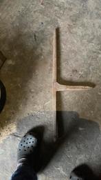 Oud werktuig, Ophalen