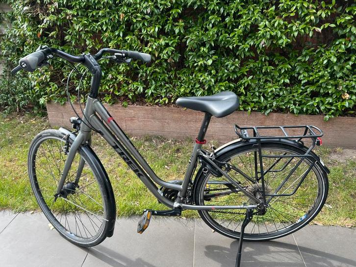 Fiets Trek 28 inch klein frame, Fietsen en Brommers, Fietsen | Dames | Sportfietsen en Toerfietsen, Gebruikt, Overige merken, 28 inch
