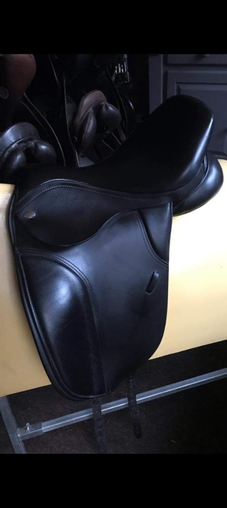 Cob zadel thorrowgood dressuur, Dieren en Toebehoren, Paarden en Pony's | Zadels, Gebruikt, Dressuur, Ophalen