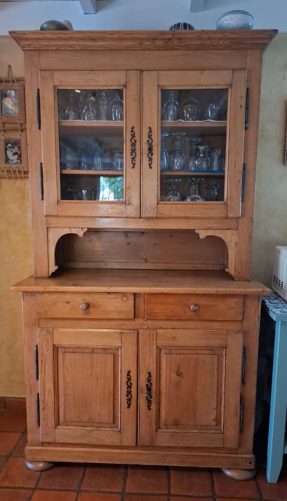 Antieke massieve vitrinekast, Huis en Inrichting, Kasten | Vitrinekasten, Gebruikt, Grenenhout, Ophalen