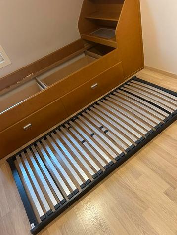 200x90cm super comfortabel lattenbodem als nieuw waarde 180€ beschikbaar voor biedingen