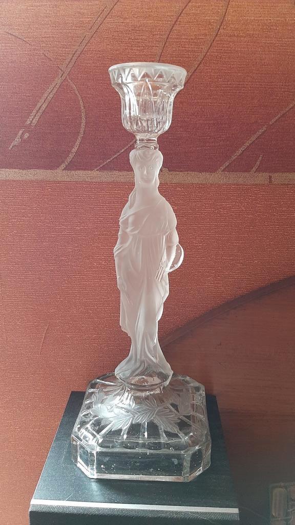 Très beau bougeoir en verre pressé moulé, Antiek en Kunst, Antiek | Kandelaars, Glas, Ophalen