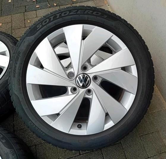 Winterbanden velgen alu VW Golf 5 6 7 8 5x112 17inch 5mm ❄️, Auto-onderdelen, Banden en Velgen, Banden en Velgen, Winterbanden