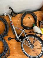 Vélo remorque Bike to go, Vélos & Vélomoteurs, Accessoires vélo | Remorques, Comme neuf, Vélo suiveur, Enlèvement ou Envoi