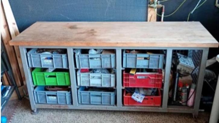 MOET NU WEG! Werkbank + bankschroef, Doe-het-zelf en Bouw, Werkbanken, Zo goed als nieuw, 170 cm of meer, Bankschroef, Ophalen