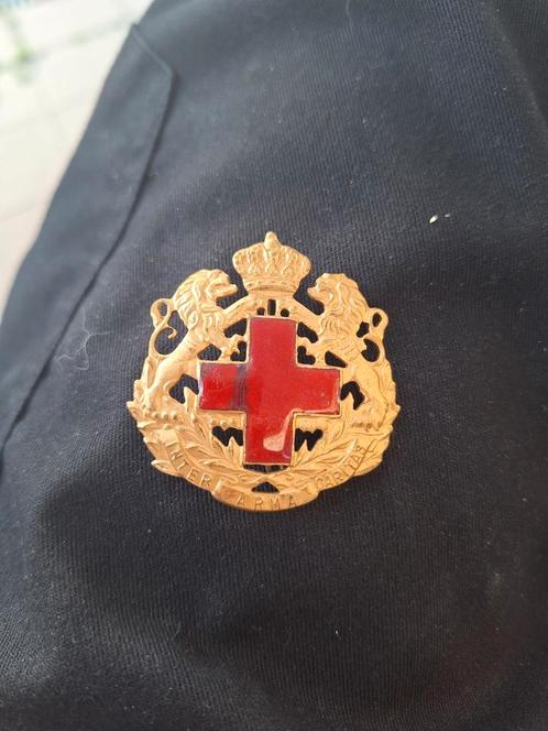 Inter Arma Caritas Rode Kruis pin, Verzamelen, Militaria | Algemeen, Overige soorten, Lintje, Medaille of Wings, Ophalen