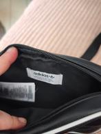 Tasje adidas schouder, Ophalen, Zo goed als nieuw