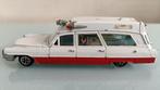 Dinky Toys Cadillac ambulance England, Antiek en Kunst, Ophalen of Verzenden