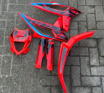Kappen beta rr 125 ( niet volledig )  beschikbaar voor biedingen
