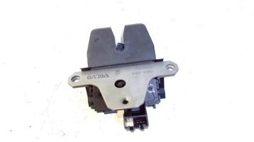 SLOTVANGER ACHTERKLEP ELEKTR. Volvo V40 (MV) (31335870) beschikbaar voor biedingen