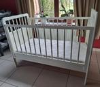 Leuk retro vintage bedje ledikant, Kinderen en Baby's, Babywiegjes en Ledikanten, Ophalen, Zo goed als nieuw, Ledikant