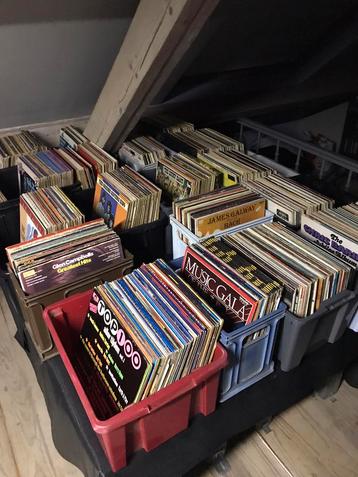 Lot vinylplaten(5000) beschikbaar voor biedingen