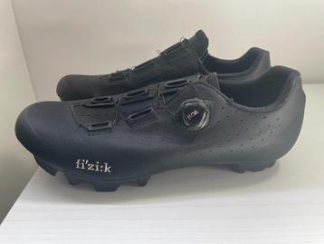 MTB/gravel fietsschoenen Fi’zi:k maat 43 beschikbaar voor biedingen
