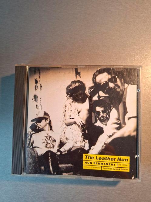 Cd. The Leather Nun. Nun permanent., Cd's en Dvd's, Cd's | Rock, Gebruikt, Ophalen of Verzenden
