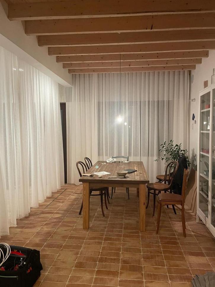 Massief houten tafel, Antiek en Kunst, Antiek | Meubels | Tafels, Ophalen of Verzenden