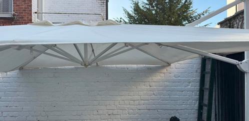 Tuintafel en parasol mag samen weg 450€, Tuin en Terras, Tuintafels, Zo goed als nieuw, Ophalen