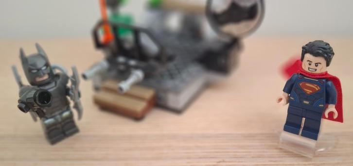 LEGO 76044 DE STRIJD VAN DE HELDEN Superman vs Batman, Kinderen en Baby's, Speelgoed | Duplo en Lego, Zo goed als nieuw, Lego