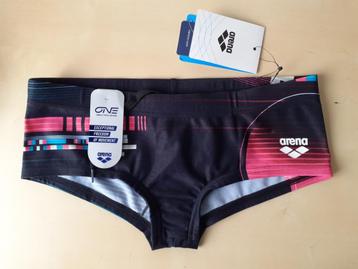 Boxer de bain ARENA ONE DEBUG LOW WAIST SHORT taille 70 (M) beschikbaar voor biedingen