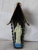 Kapelletje in smeedijzer met beeldje Maria en kindje Jezus, Ophalen