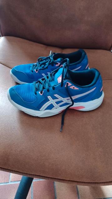 Basket asics taille 37