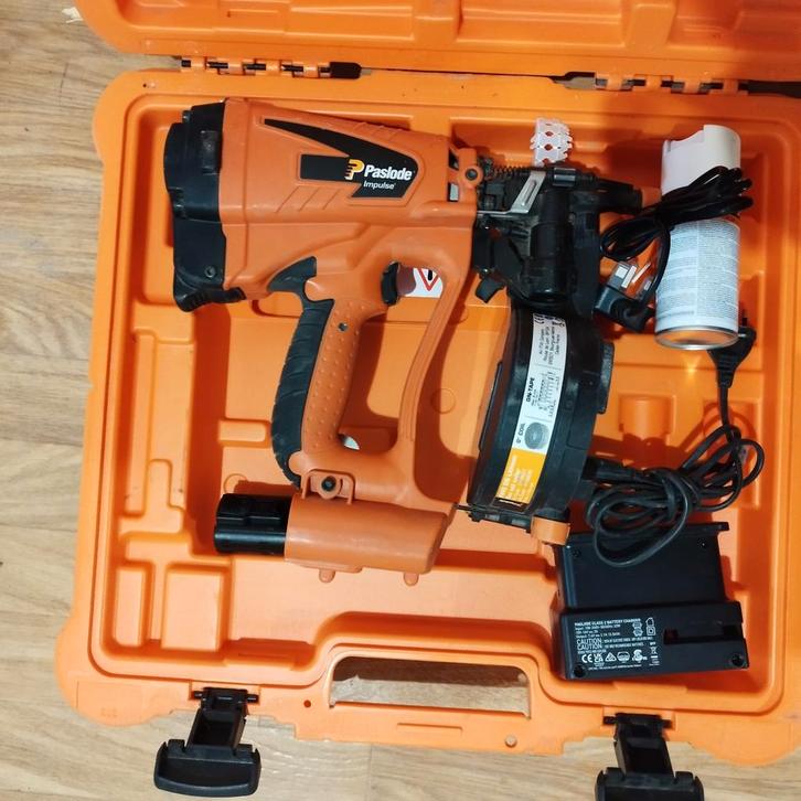 Cloueur Paslode Im45GN, Doe-het-zelf en Bouw, Gereedschap | Overige machines, Zo goed als nieuw, Ophalen