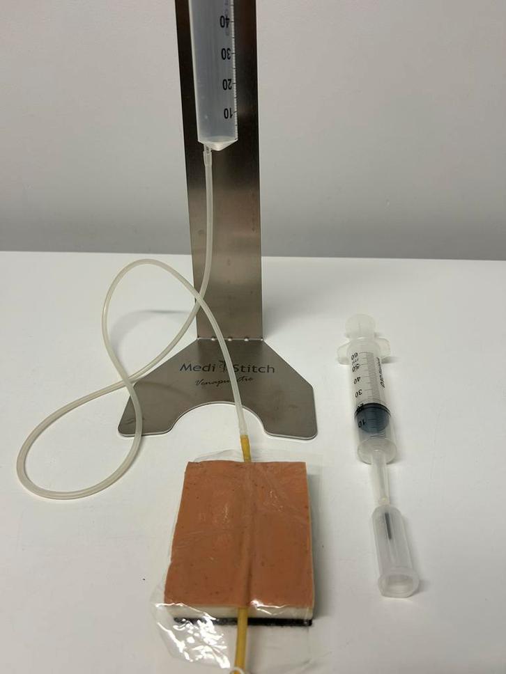 MediStitch venapunctie oefenset verpleegkunde/geneeskunde, Diversen, Verpleegmiddelen, Ophalen