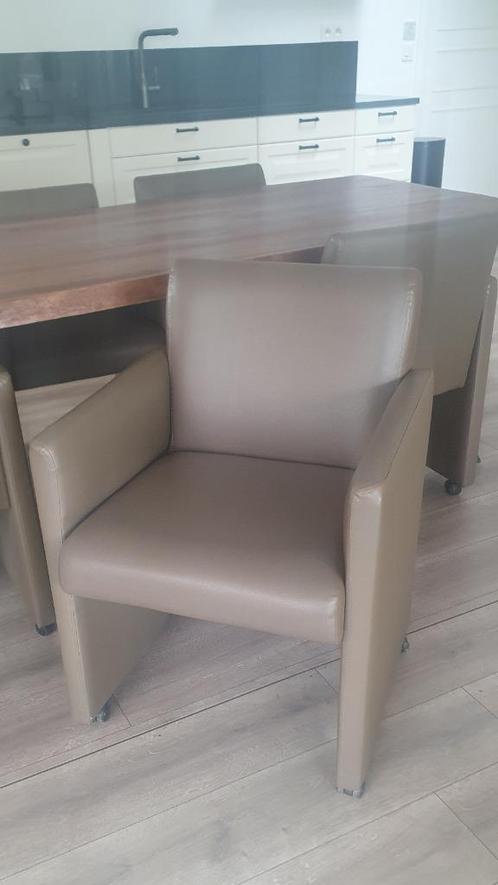 Stoelen op wielen, Huis en Inrichting, Stoelen, Zo goed als nieuw, Vijf, Zes of meer stoelen, Leer, Ophalen