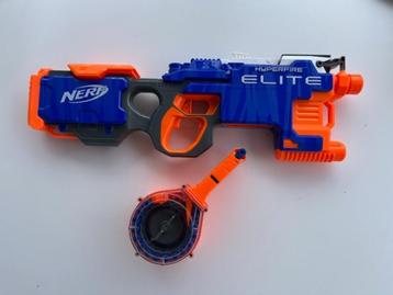 Nerf geweer Elite Hyperfire met 30 pijltjes beschikbaar voor biedingen