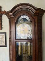 Antieke klok, Enlèvement