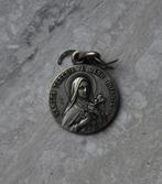 medaille sancta Teresia, Verzamelen, Religie, Overige typen, Gebruikt, Christendom | Katholiek, Verzenden