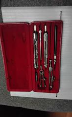 Compleet Vintage precisie-passerset A.G. Spitzer – Neuklid, Handtassen en Accessoires, Portemonnees, Ophalen, Rood