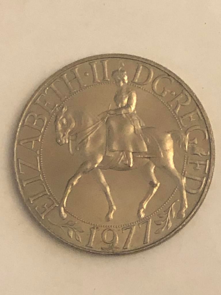 Angleterre médaille du jubilé d’argent SAR Elisabeth Il, Argent