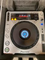 Pioneer 2x CDJ800mk2 + flightcase, Musique & Instruments, DJ sets & Platines, Comme neuf, Pioneer, Enlèvement ou Envoi