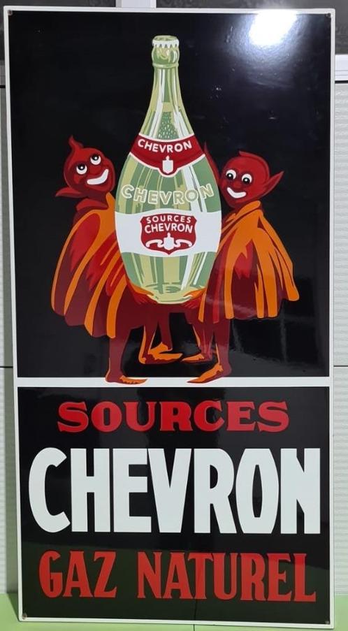 XL emaille Sources Chevron Gaz naturel 129 x 68cm, genummerd, Verzamelen, Merken en Reclamevoorwerpen, Gebruikt, Reclamebord, Ophalen