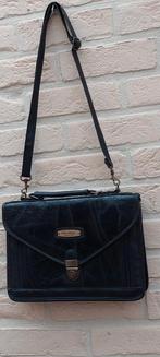 Handtas mark chantal 30cm breedte 15cm hoogte, Handtassen en Accessoires, Tassen | Damestassen, Ophalen of Verzenden, Zo goed als nieuw