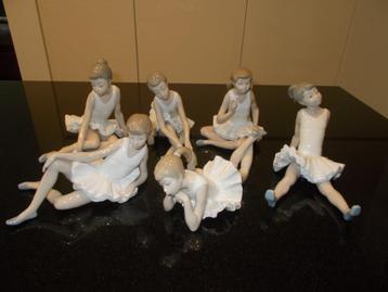 Set 6 mooie ballerina's Lladro Nao in perfecte nieuwstaat!!! beschikbaar voor biedingen