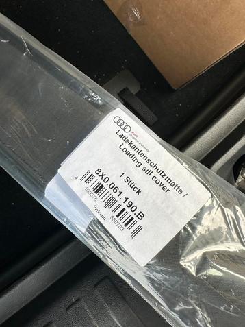 Laad kant-/drempelbeschermmat Audi Q4 beschikbaar voor biedingen