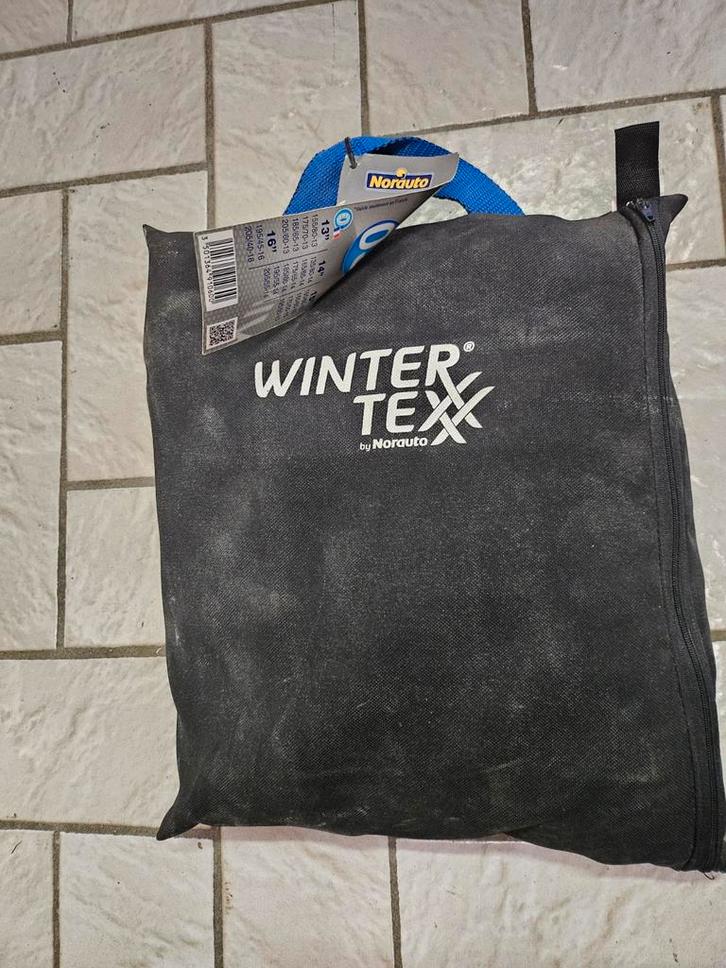 Chaussettes neige neuves, Autos : Pièces & Accessoires, Autres pièces automobiles, Enlèvement