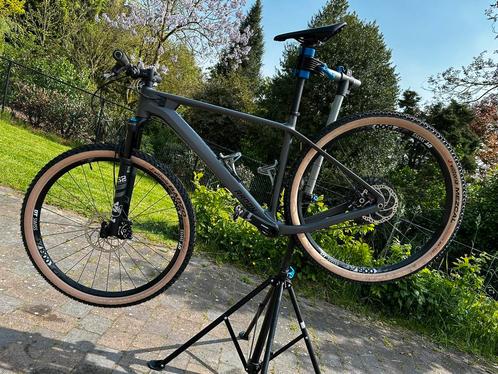 MTB Radon Jealous 8.0 Carbon L, Vélos & Vélomoteurs, Vélos | BMX & Freestyle, Comme neuf, Enlèvement ou Envoi