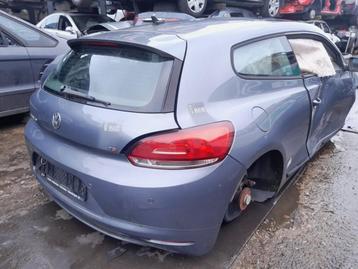 RAAMMECHANIEK RECHTS VOOR Volkswagen Scirocco (137 / 13AD) beschikbaar voor biedingen