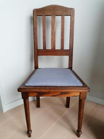 Meubelen - stoelen beschikbaar voor biedingen