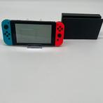Nintendo Switch Console | Blauw/Rood | In nette staat, Ophalen of Verzenden, Zo goed als nieuw, Met 1 controller, Switch 2019 Upgrade