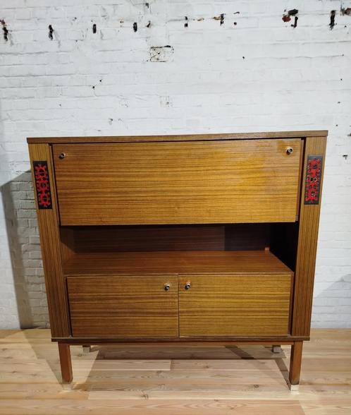 Vintage sixties barkast/ Highboard met ingelegde keramische, Antiek en Kunst, Antiek | Meubels | Kasten, Ophalen