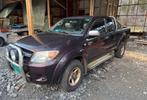 Toyota Hilux 2.5 Turbo D-4D 4WD SR5, Te koop, 4x4, Hilux