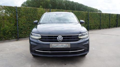 Volkswagen Tiguan Life (bj 2023, automaat), Auto's, Volkswagen, Bedrijf, Te koop, Tiguan, Achteruitrijcamera, Adaptive Cruise Control